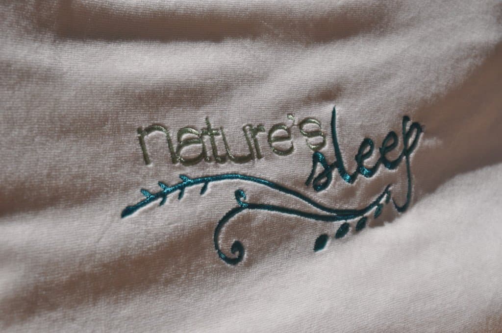 大自然的睡眠枕套特写