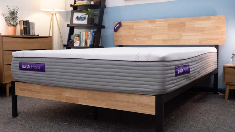 Sleepopolis工作室的紫色混合床垫。