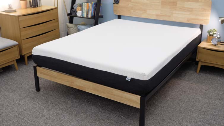 Sleepopolis工作室的Bear Pro床垫。